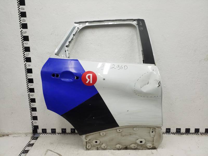 Дверь задняя правая