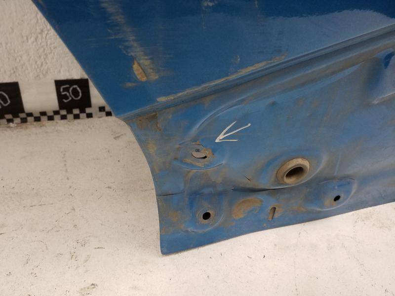 Дверь задняя правая