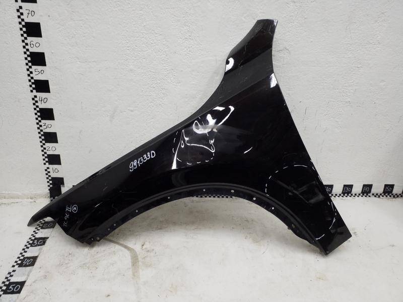 Крыло переднее левое