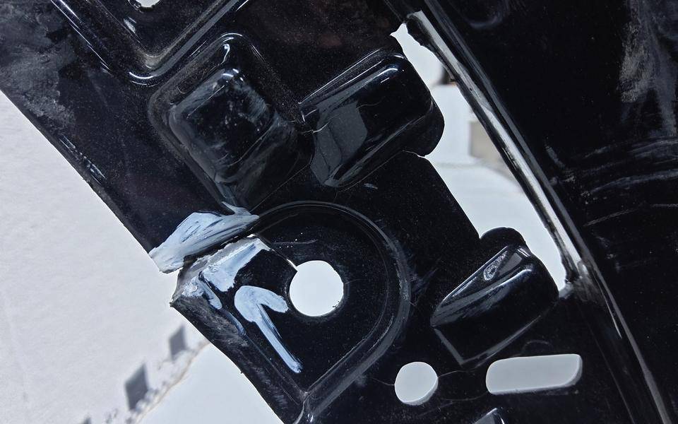 Бампер передний