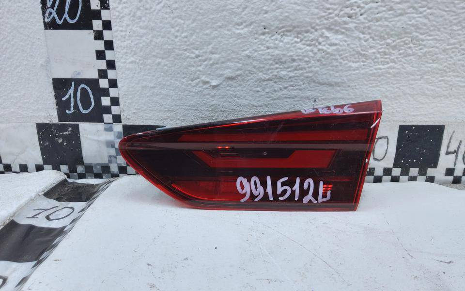 Фонарь задний внутренний правый