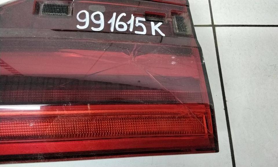 Фонарь задний внутренний правый