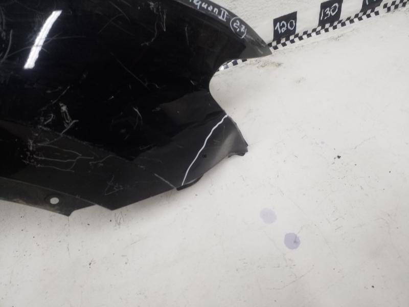 Крыло переднее правое