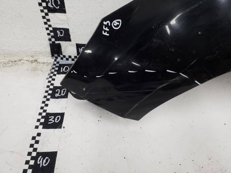 Крыло переднее левое