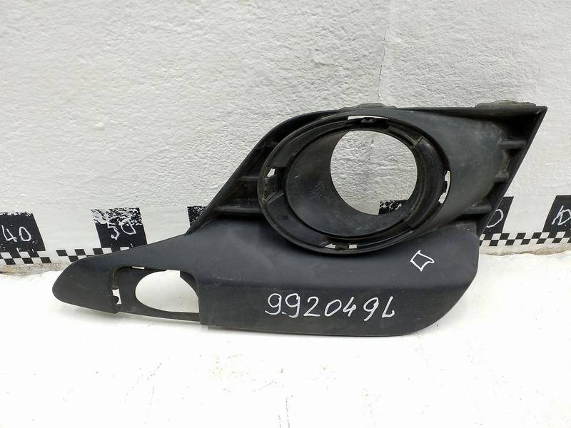 Накладка переднего бампера правая