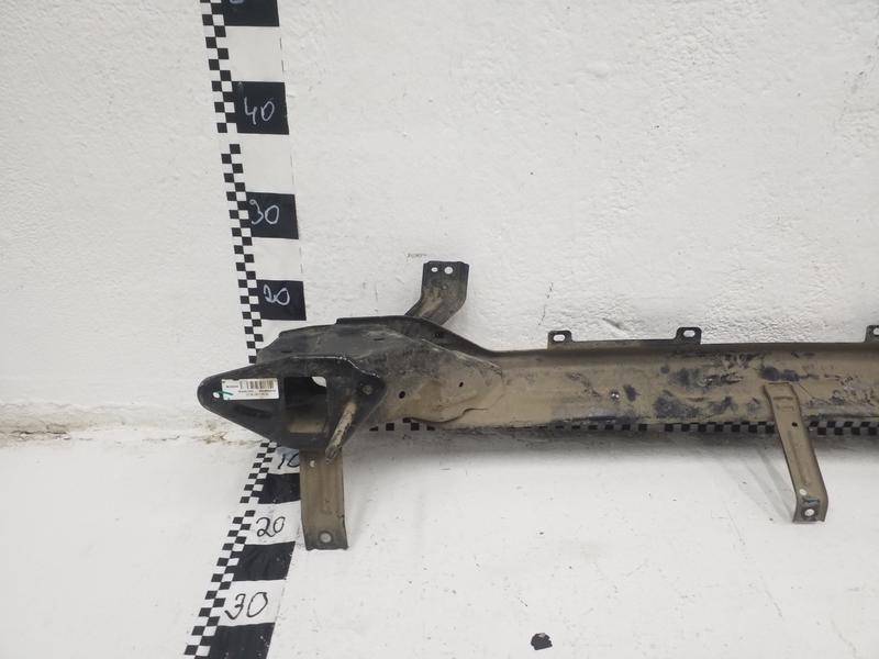 Усилитель заднего бампера