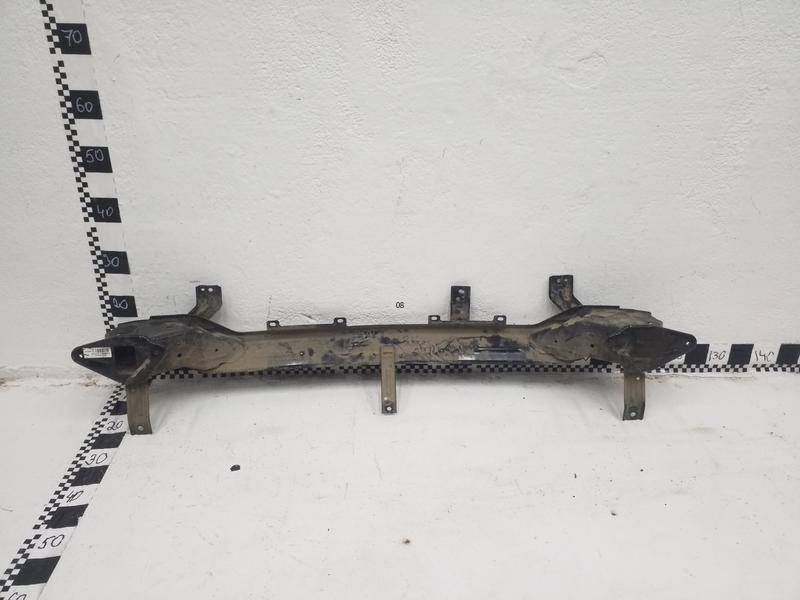 Усилитель заднего бампера