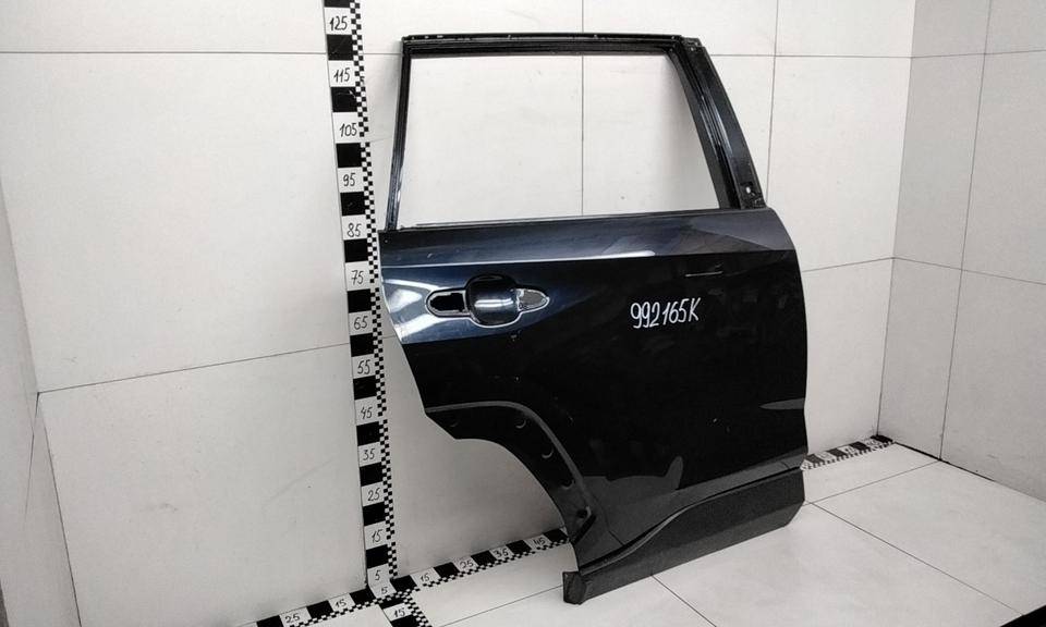 Дверь задняя правая