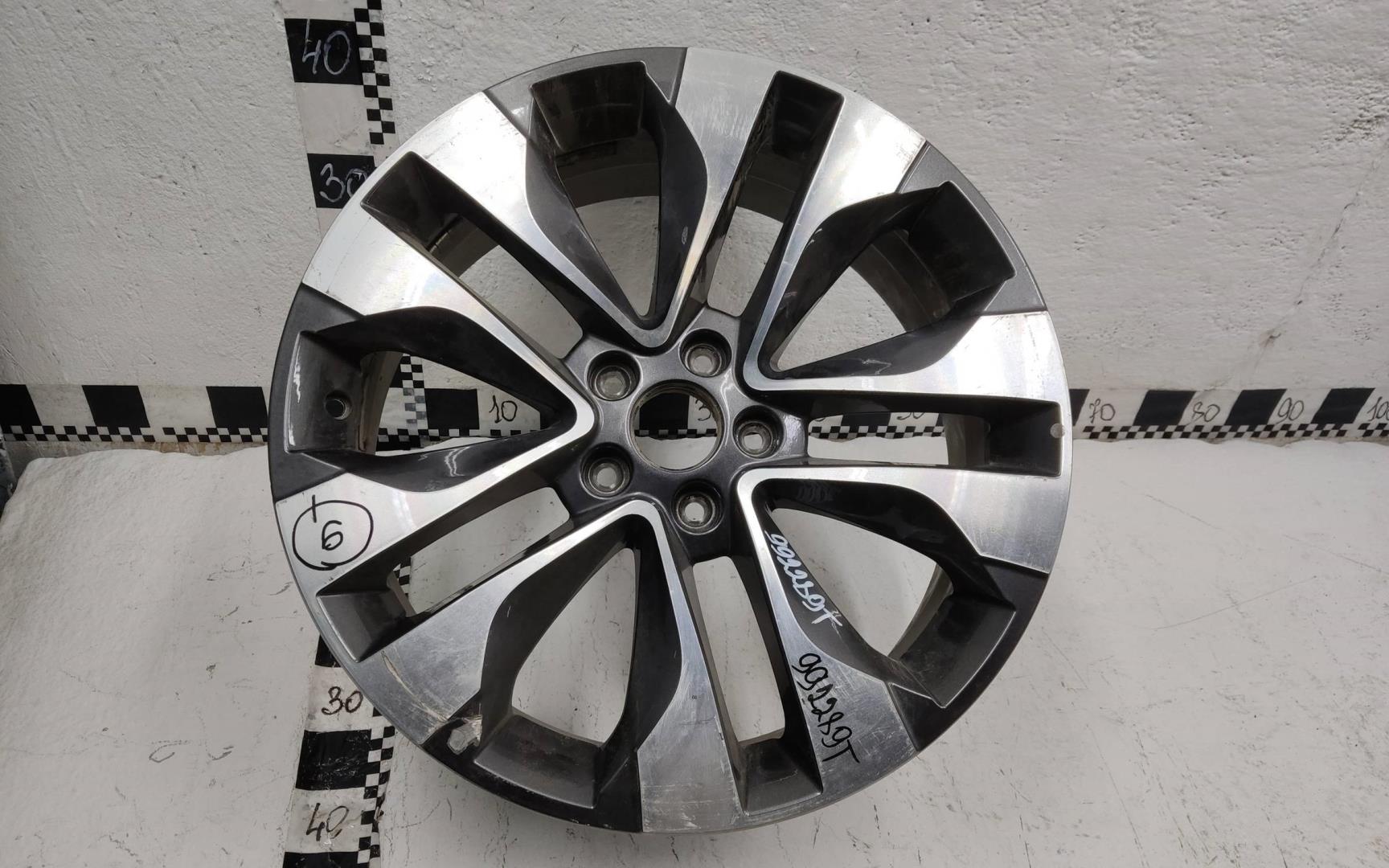 Диск колесный литой легкий сплав