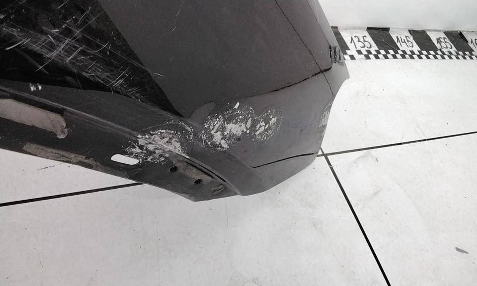 Крыло переднее правое