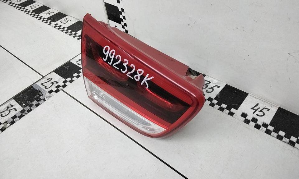 Фонарь задний внутренний левый