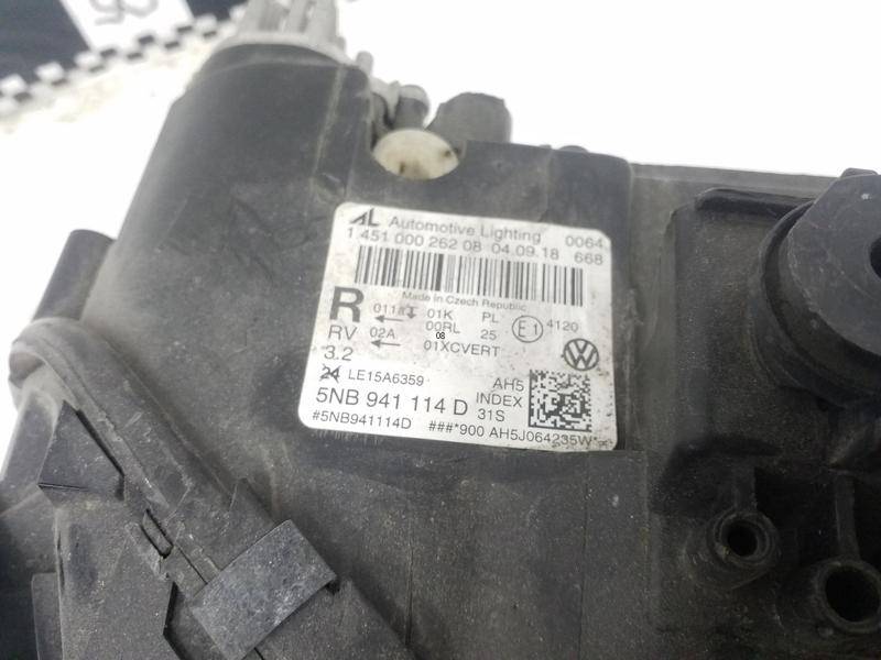 Фара правая