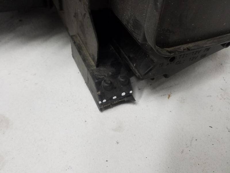 Фара правая