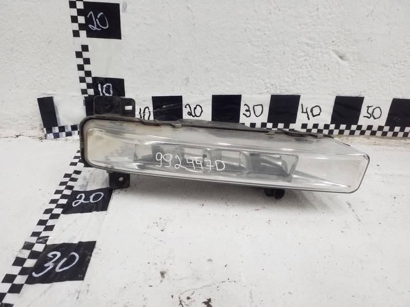 Фара противотуманная правая