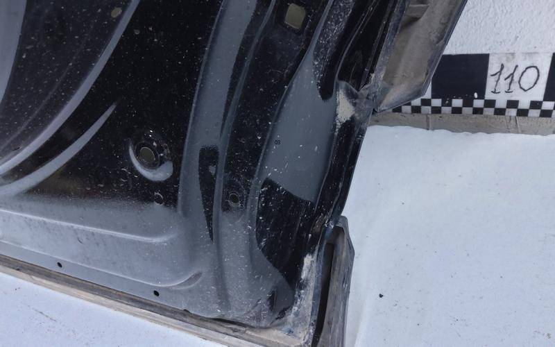 Дверь задняя правая