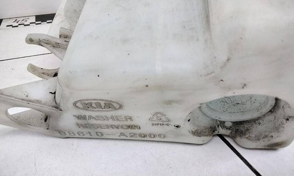 Бачок омывателя лобового стекла