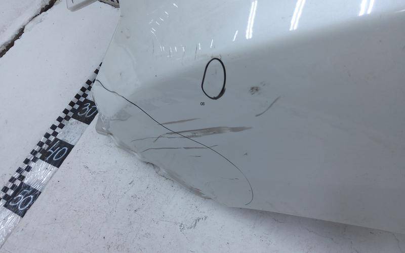 Крыло переднее левое