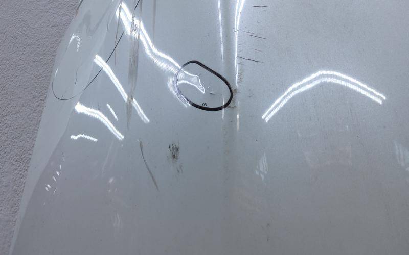 Крыло переднее левое