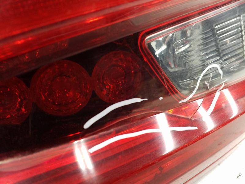 Фонарь задний внутренний правый