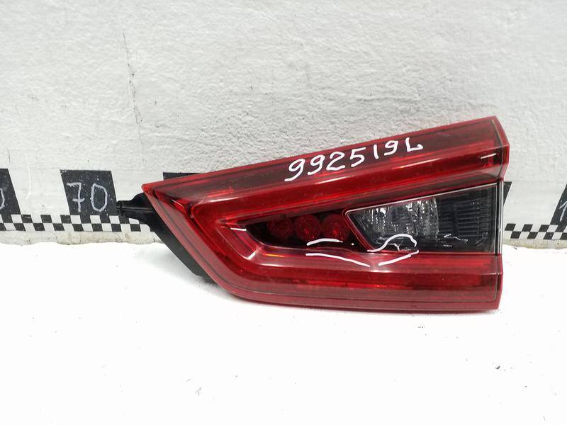 Фонарь задний внутренний правый