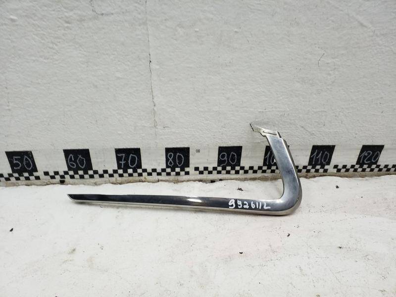 Молдинг переднего бампера левый