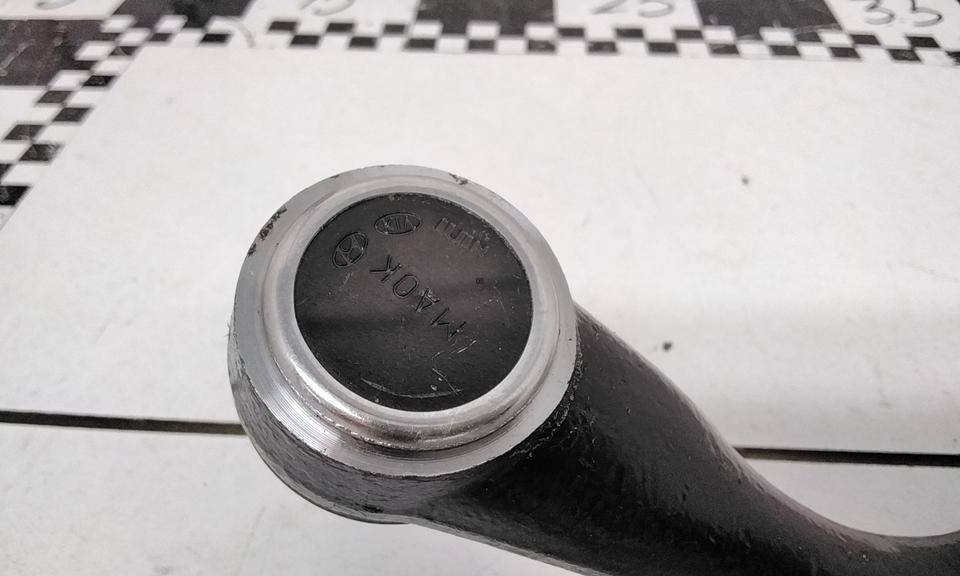 Тяга рулевая