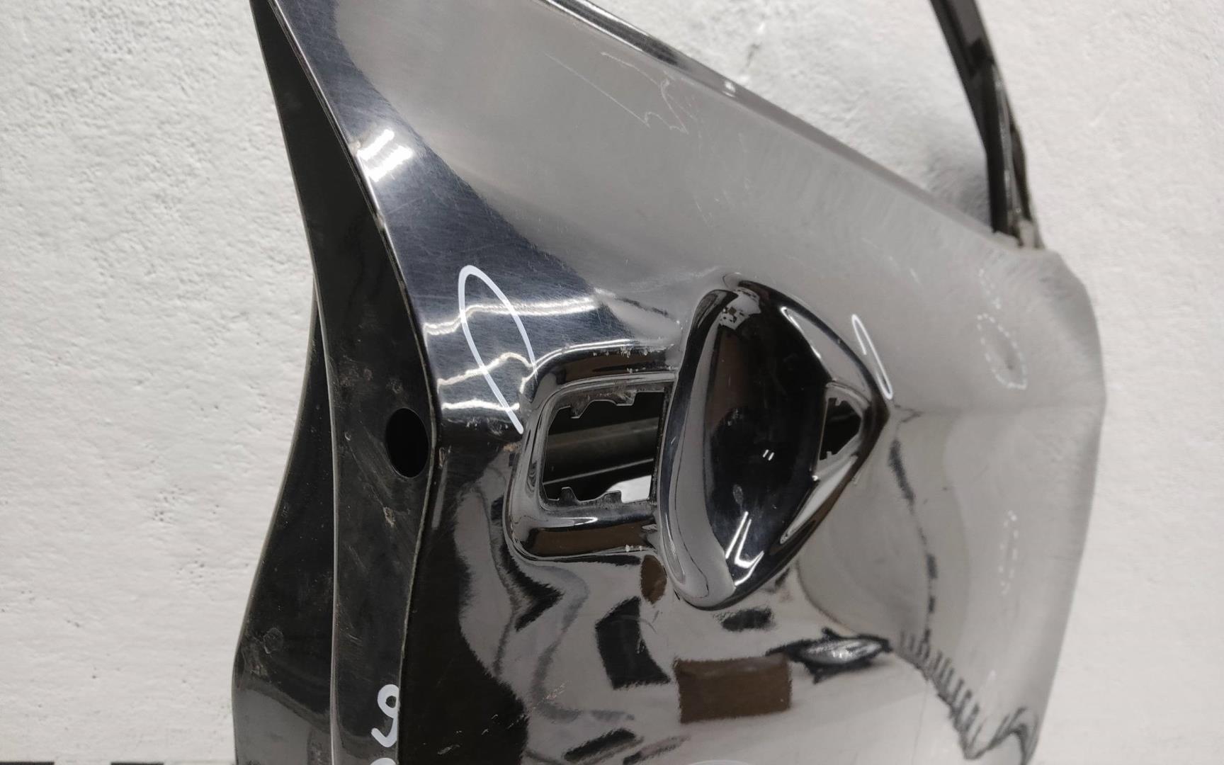 Дверь передняя правая