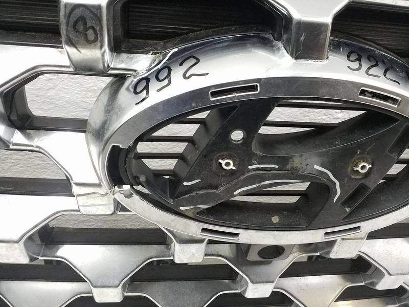 Решетка радиатора