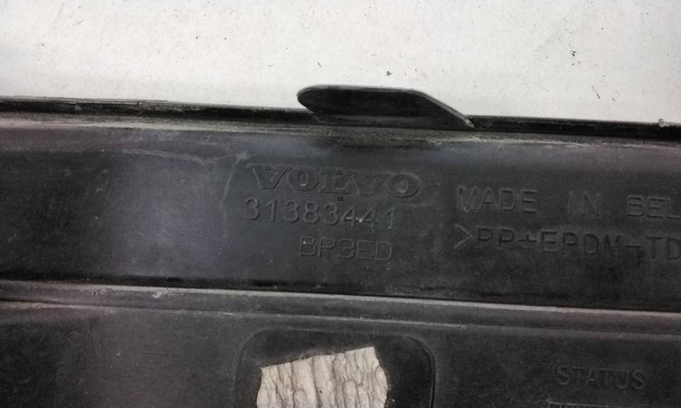 Накладка переднего бампера левая