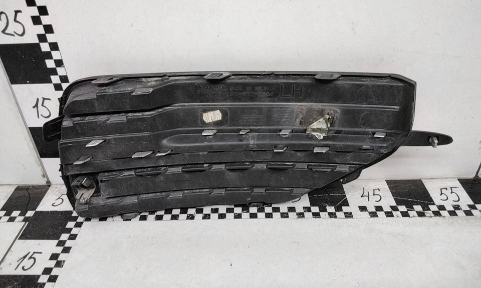 Накладка переднего бампера левая