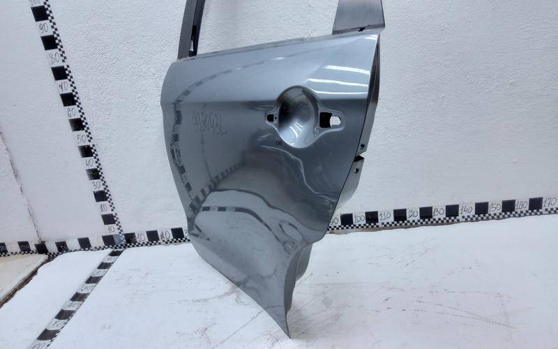 Дверь задняя левая