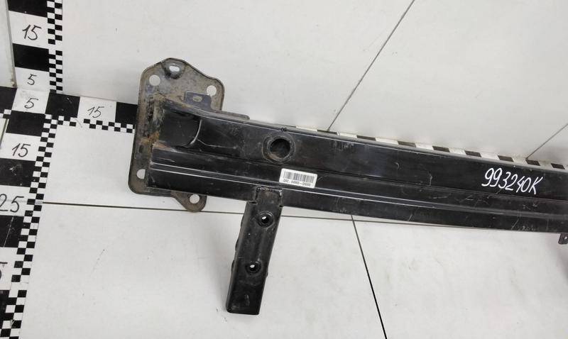 Усилитель переднего бампера