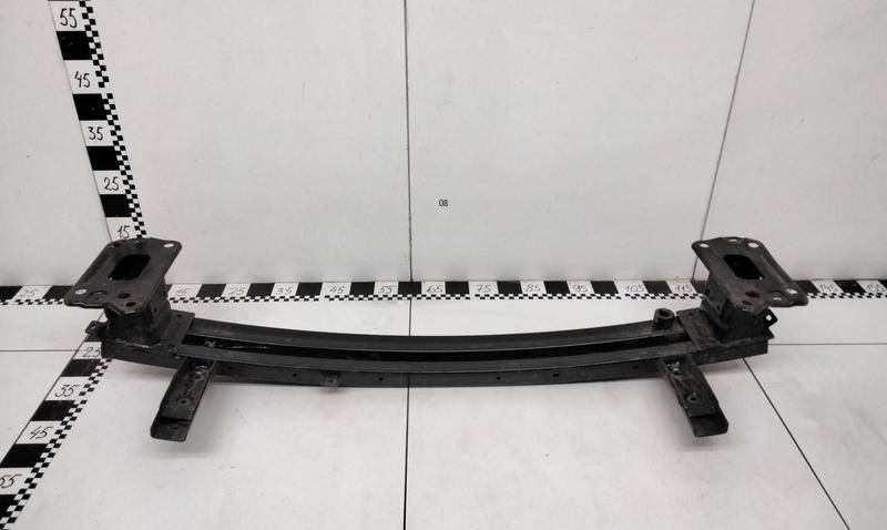 Усилитель переднего бампера