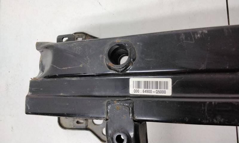 Усилитель переднего бампера