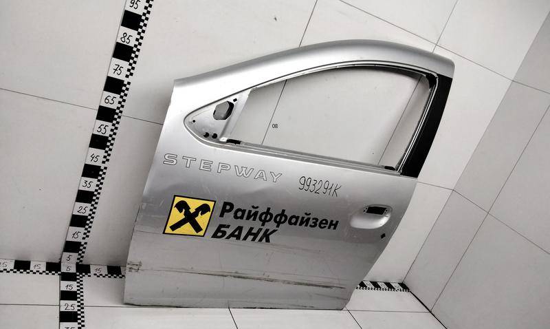 Дверь передняя левая