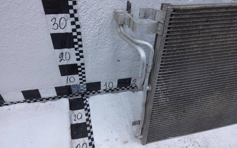 Радиатор кондиционера / конденсер