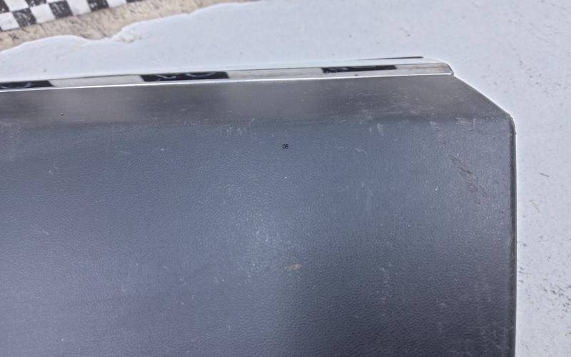 Накладка двери задней правой