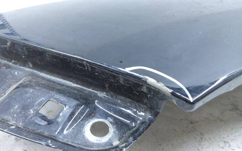 Крыло переднее левое