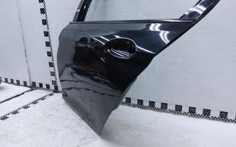 Дверь задняя левая