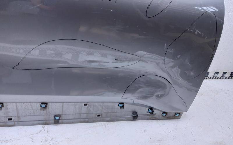 Дверь передняя правая