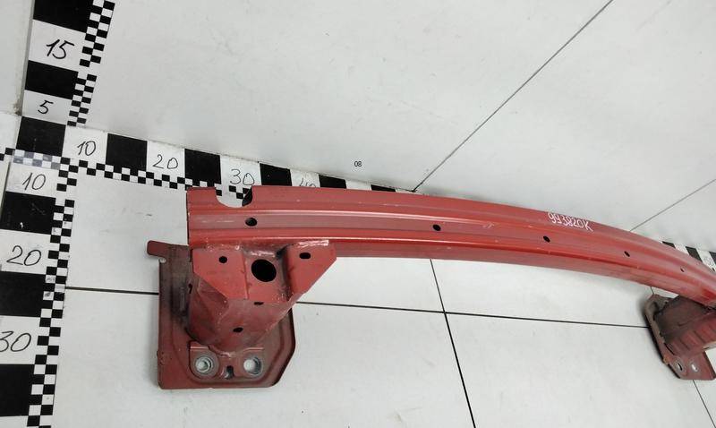 Усилитель заднего бампера