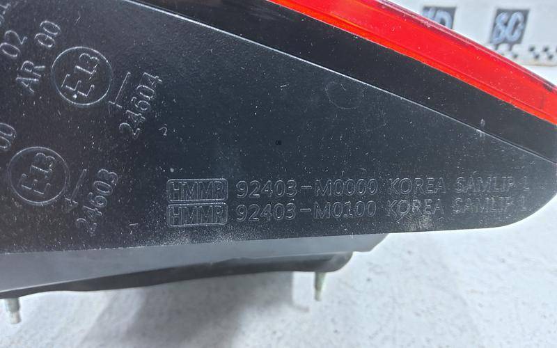 Фонарь задний внутренний левый