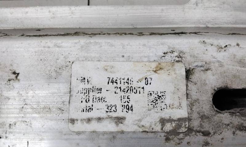 Усилитель заднего бампера