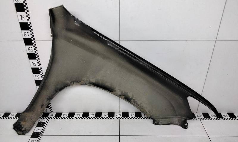 Крыло переднее левое