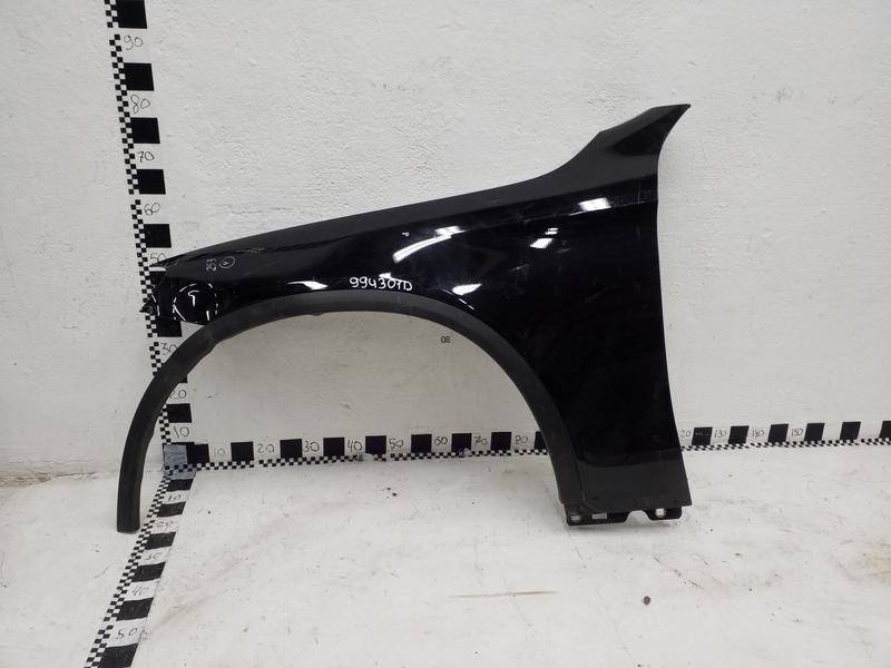 Крыло переднее левое