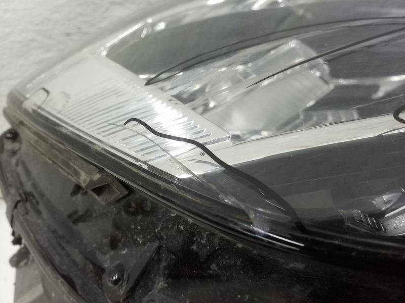 Фара правая