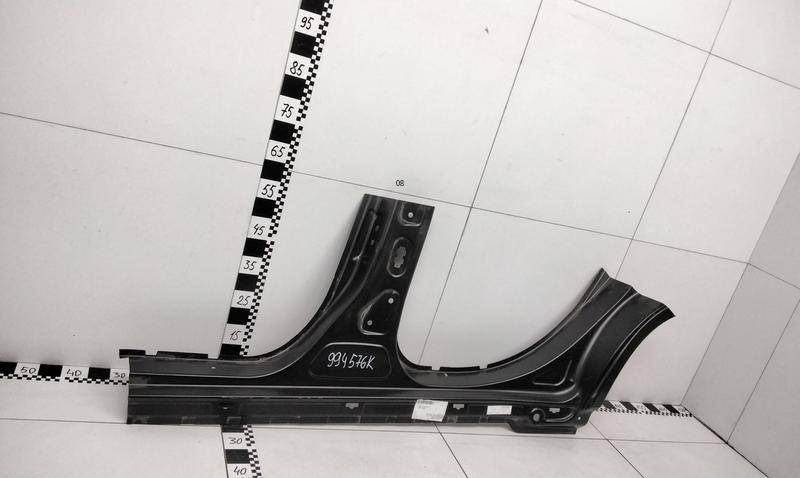 Порог левый