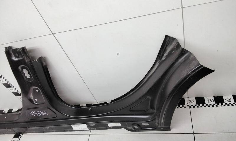 Порог левый