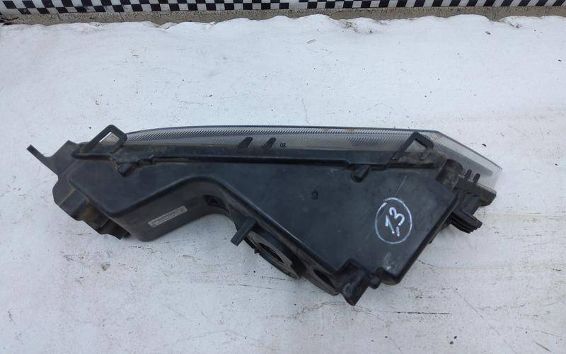 Фара противотуманная правая