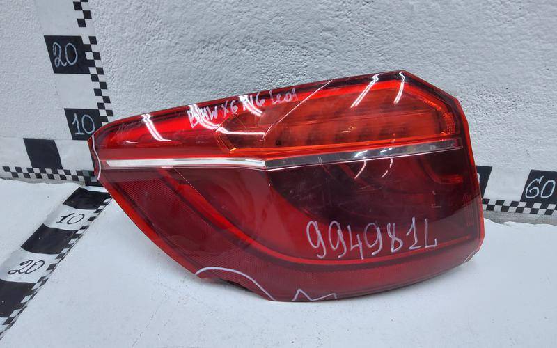 Фонарь задний наружный левый